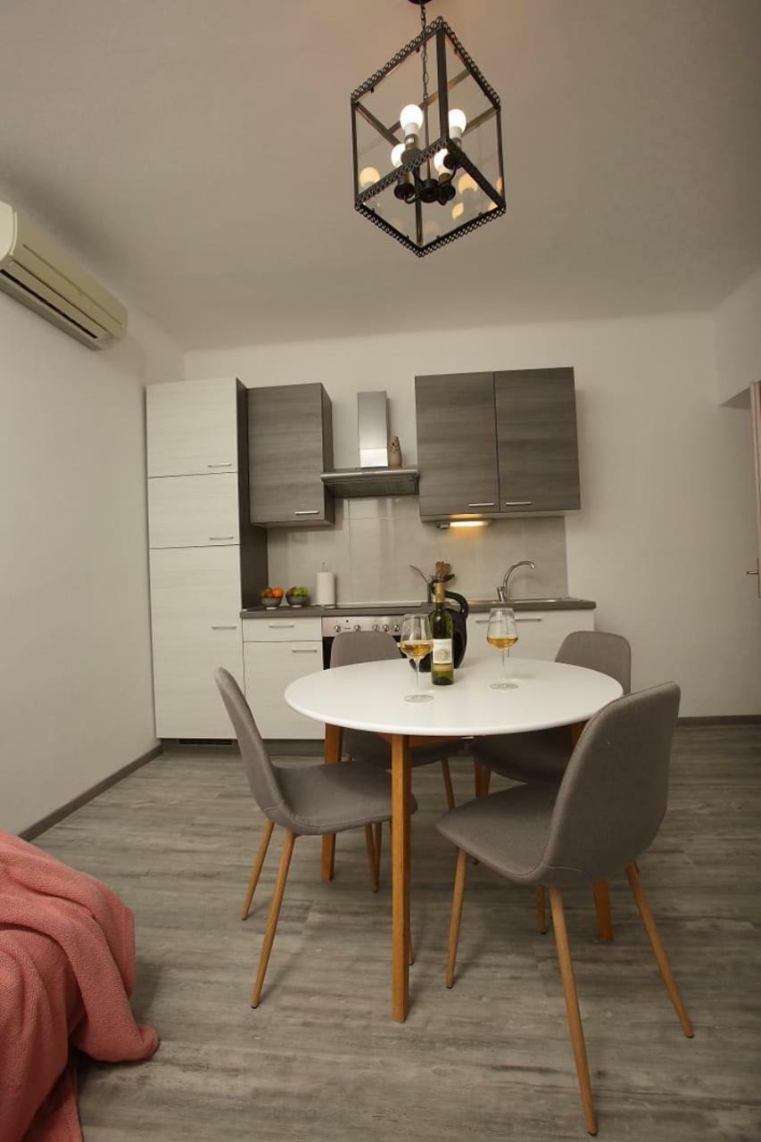 Apartman Toni Split Eksteriør billede